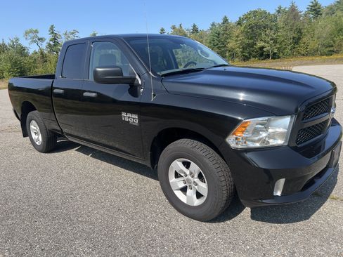 Used 2019 RAM 1500 Express image 3
