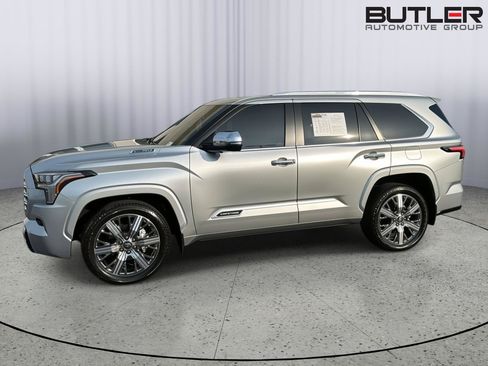 Used 2026 Toyota Sequoia Capstone AWD/4WD image 3
