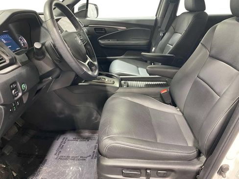 Used 2023 Honda Passport EX-L image 17