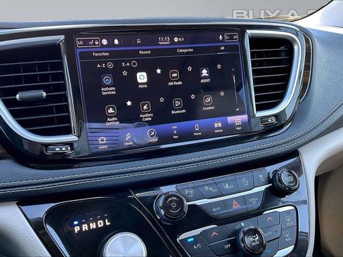 Used 2021 Chrysler Pacifica Limited w/ Premium & Safety Sphere Group AWD/4WD image 6