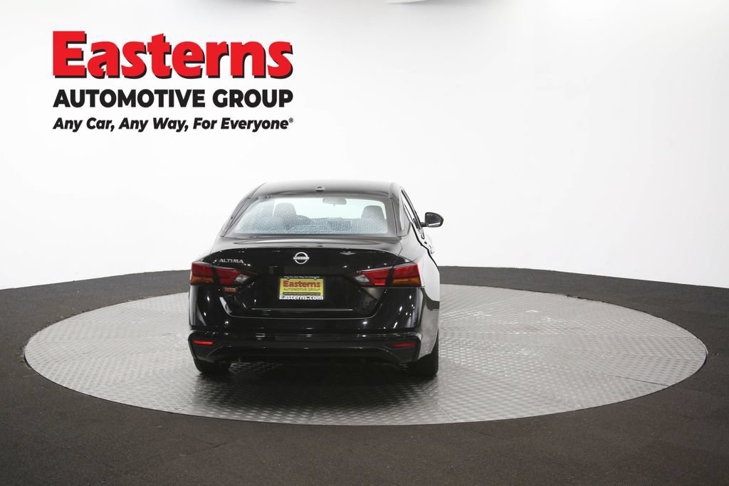 Used 2025 Nissan Altima 2.5 SV FWD image 37