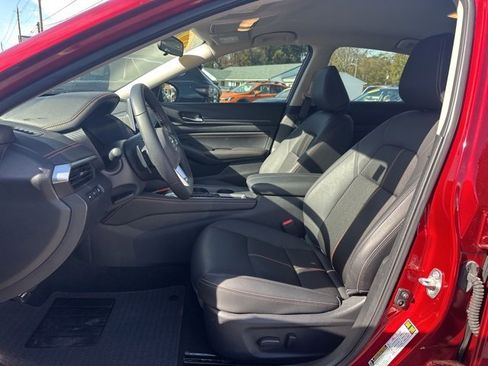 Used 2020 Nissan Altima 2.5 SR image 13