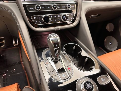 New 2024 Bentley Bentayga image 20