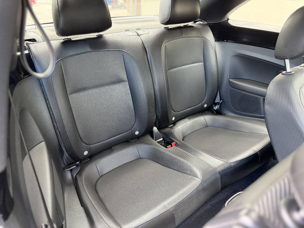 Used 2012 Volkswagen Beetle 2.5 FWD image 16