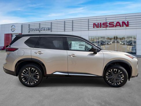 New 2026 Nissan Rogue Platinum AWD/4WD image 4