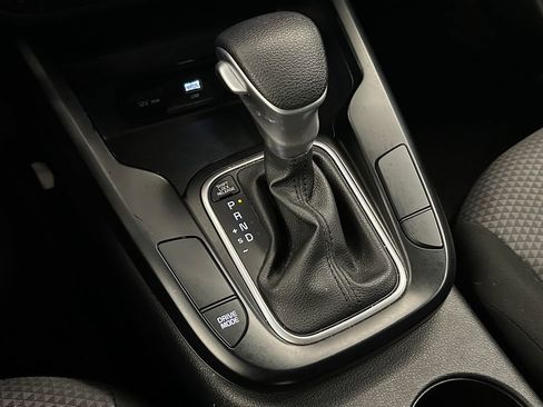 Used 2024 Kia Soul LX w/ Option Group 015 FWD image 16
