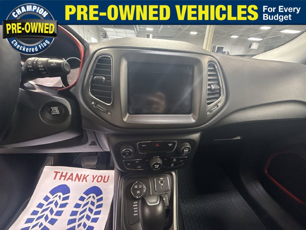 Used 2018 Jeep Compass Trailhawk w/ Navigation Group AWD/4WD image 14