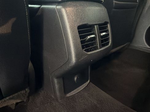 Used 2018 Ford Fusion SE w/ Equipment Group 201A FWD image 31