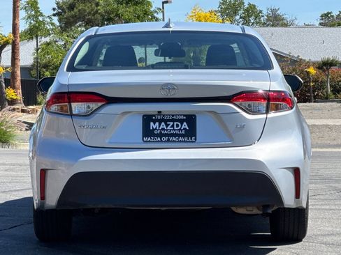 Used 2024 Toyota Corolla LE FWD image 7