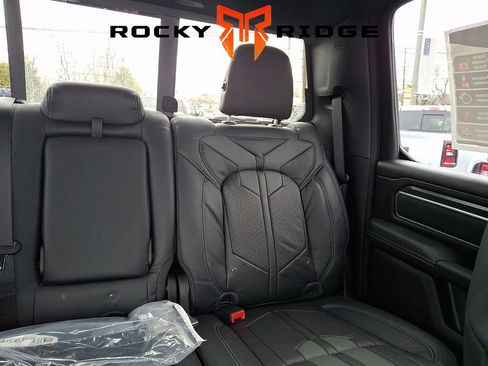 New 2026 RAM 1500 Big Horn AWD/4WD image 14