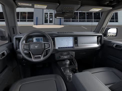New 2025 Ford Bronco Badlands image 9