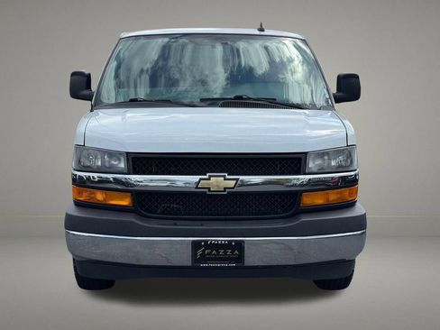 Used 2021 Chevrolet Express 2500 w/ Driver Convenience Package RWD image 9