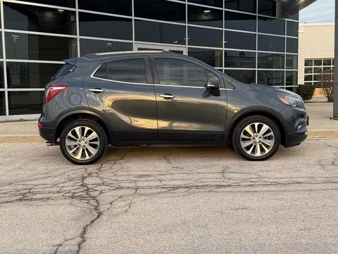 Used 2017 Buick Encore Preferred FWD image 2