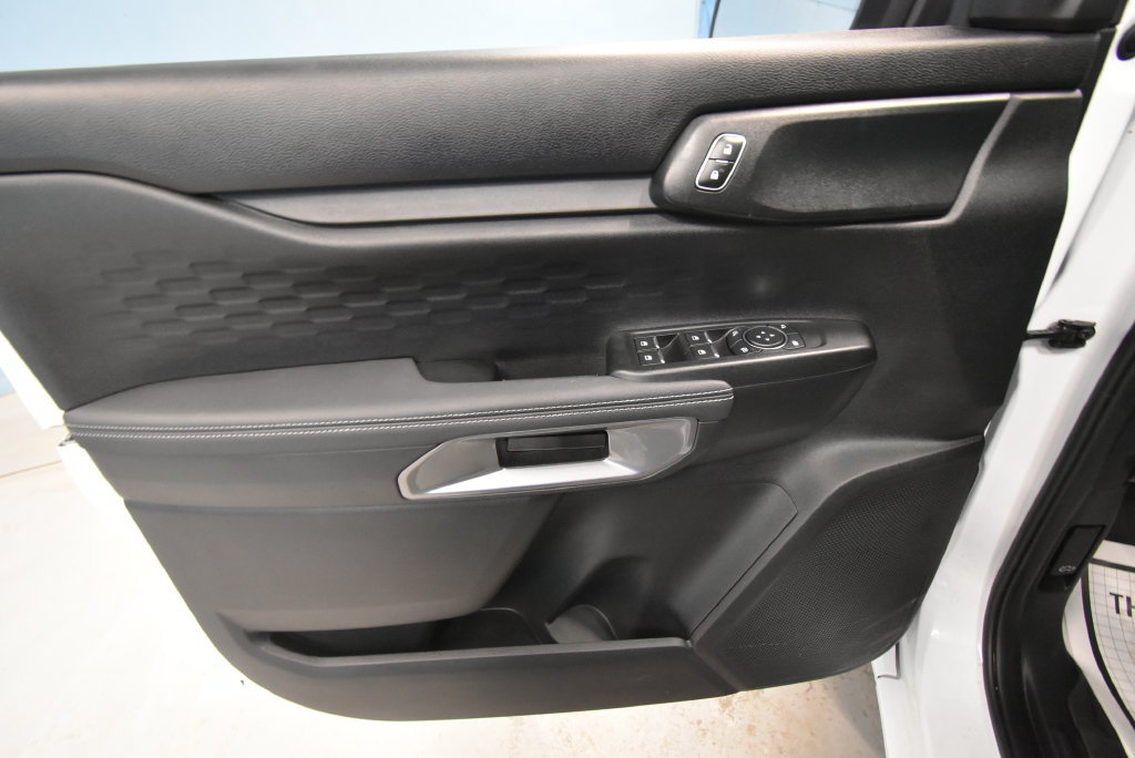 Used 2024 Ford Ranger XLT w/ Technology Package AWD/4WD image 4