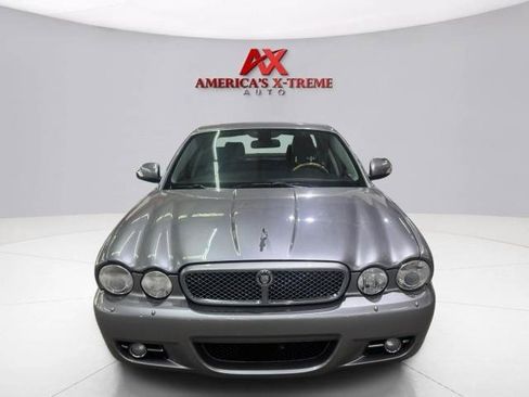 Used 2008 Jaguar XJ8 RWD image 10