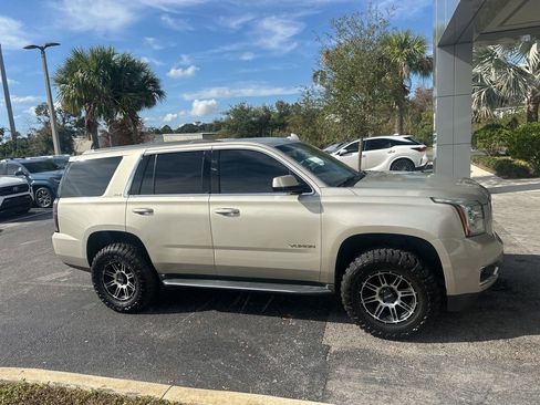 Used 2015 GMC Yukon SLE w/ Convenience Package image 2