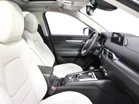 New 2025 MAZDA CX-5 AWD 2.5 S w/ Preferred Package image 16