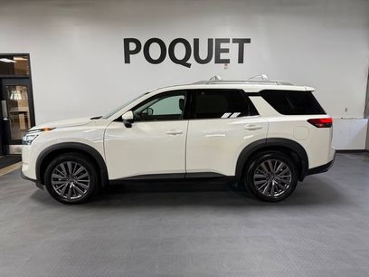 Used 2023 Nissan Pathfinder SL w/ SL Premium Package