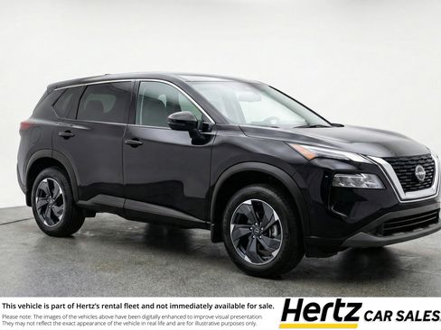 Used 2025 Nissan Rogue SV AWD/4WD image 1