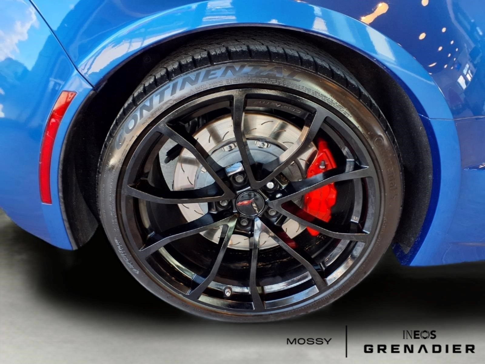 Used 2019 Chevrolet Corvette Grand Sport w/ Carbon Flash Badge Package RWD image 8