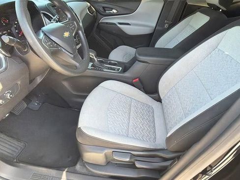 Used 2024 Chevrolet Equinox LS w/ Midnight Edition FWD image 9