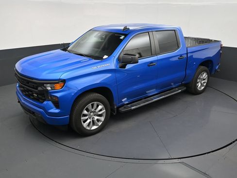 Used 2025 Chevrolet Silverado 1500 Custom RWD image 12
