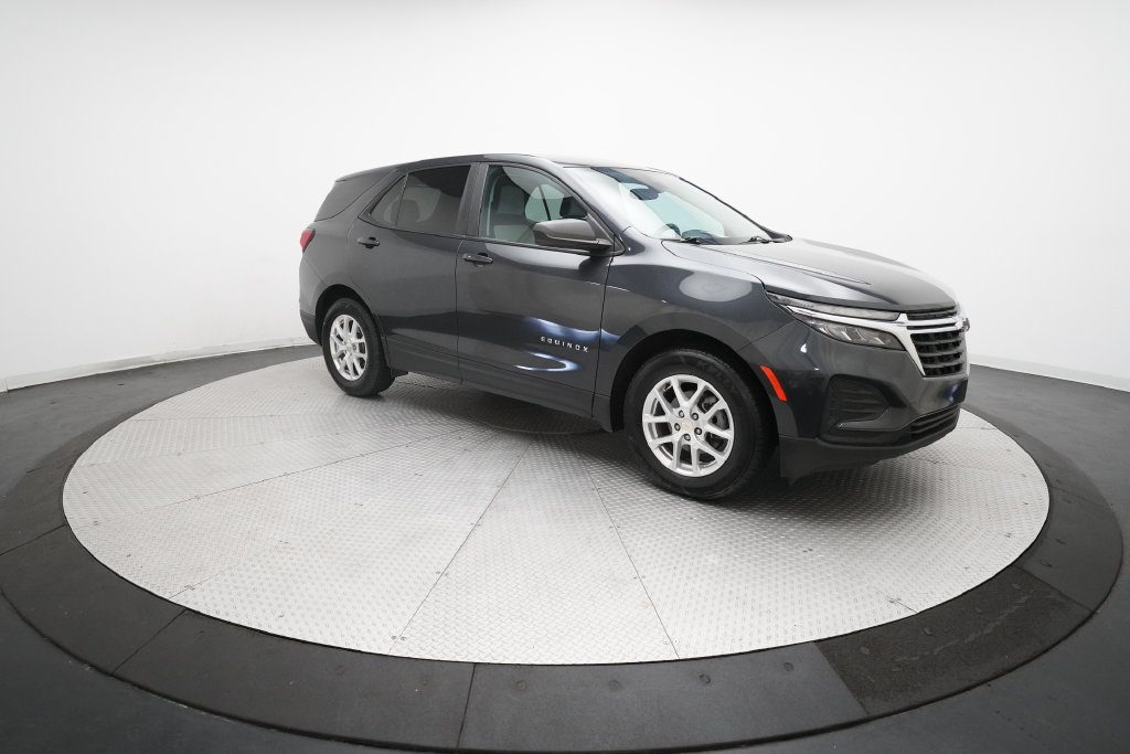 Used 2022 Chevrolet Equinox LS w/ LS Convenience Package FWD image 34
