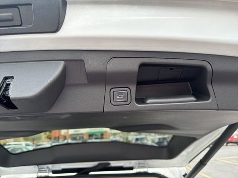 Used 2023 GMC Acadia Denali w/ Denali Ultimate Package image 16