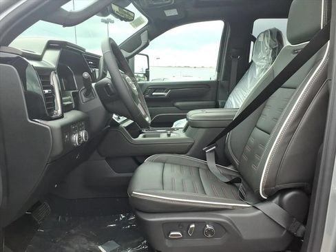 New 2026 GMC Sierra 2500 AT4X AWD/4WD image 12