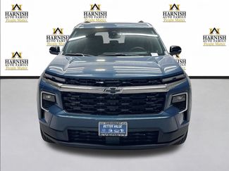 New 2026 Chevrolet Traverse LT w/ Driver Confidence Package AWD/4WD video 2