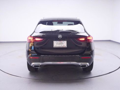 Used 2025 Mercedes-Benz GLA 250 image 8
