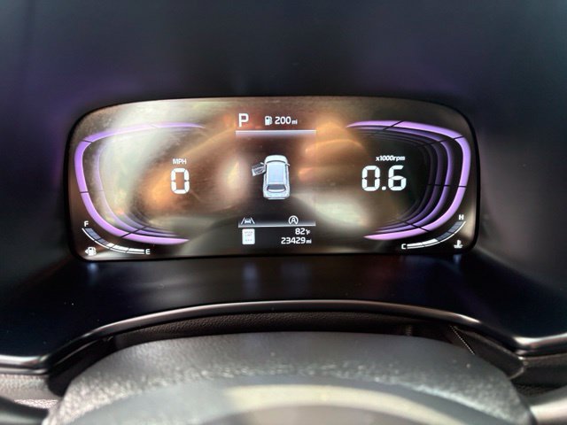 Used 2025 Kia Soul LX FWD image 14