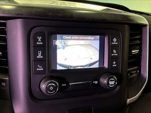 Used 2022 RAM 1500 Big Horn AWD/4WD image 15