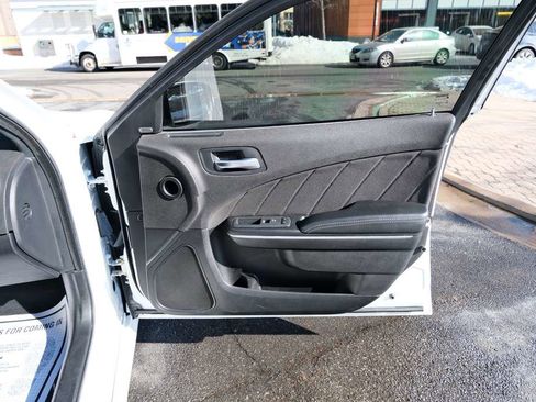 Used 2020 Dodge Charger Scat Pack w/ Driver Convenience Group image 32