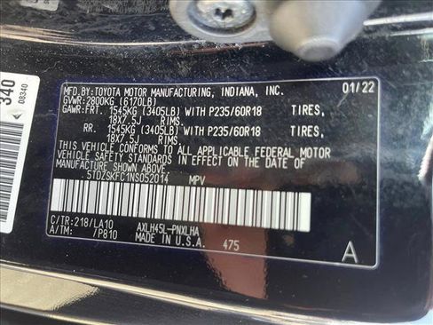 Used 2022 Toyota Sienna Limited AWD/4WD image 17
