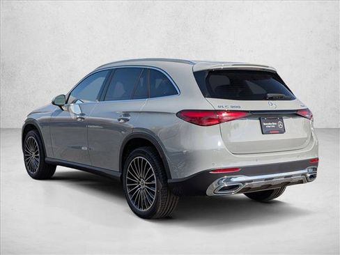 New 2026 Mercedes-Benz GLC 300 GLC 300 image 9