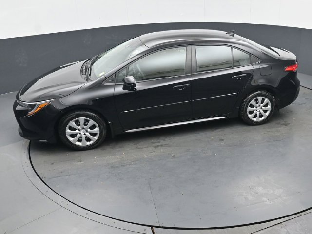 Certified 2024 Toyota Corolla LE FWD image 35