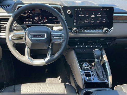 New 2026 GMC Canyon Denali AWD/4WD image 16