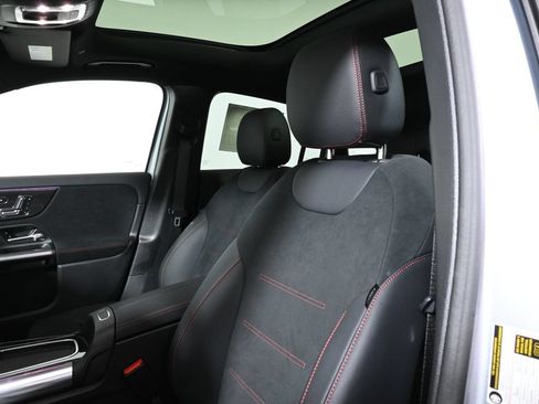 Certified 2026 Mercedes-Benz GLA 250 4MATIC image 16