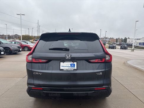 Used 2026 Honda CR-V EX image 6
