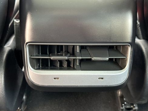 Used 2021 Tesla Model 3 Standard Range Plus image 14