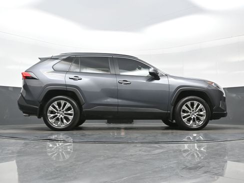 Used 2021 Toyota RAV4 Limited w/ Limited Grade Weather Package AWD/4WD image 32
