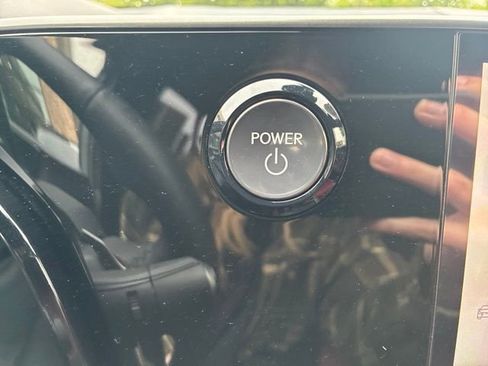 Used 2024 Lexus NX 350h AWD image 19