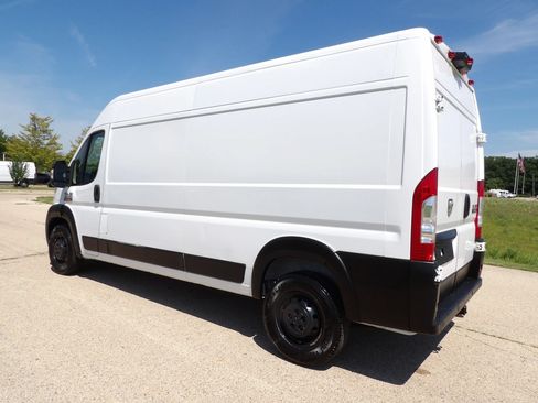 Used 2020 RAM ProMaster 2500 w/ Interior Convenience Group FWD image 7
