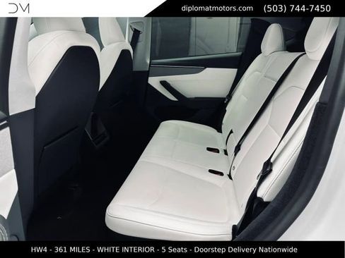 Used 2026 Tesla Model Y AWD image 22