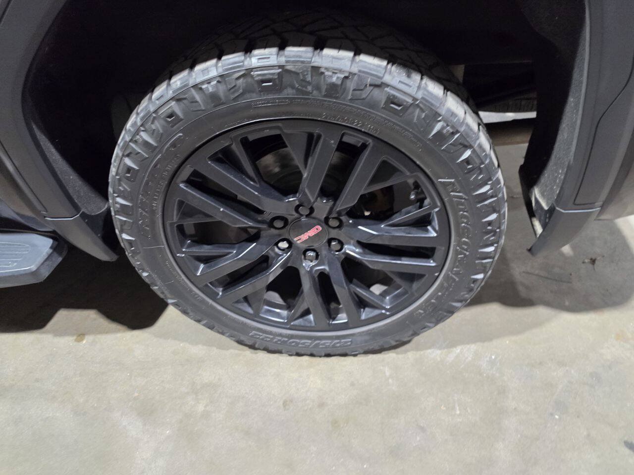 Used 2019 GMC Sierra 1500 Denali w/ Driver Alert Package II AWD/4WD image 26