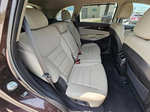 Used 2016 Kia Sorento EX w/ EX Premium Package FWD image 19