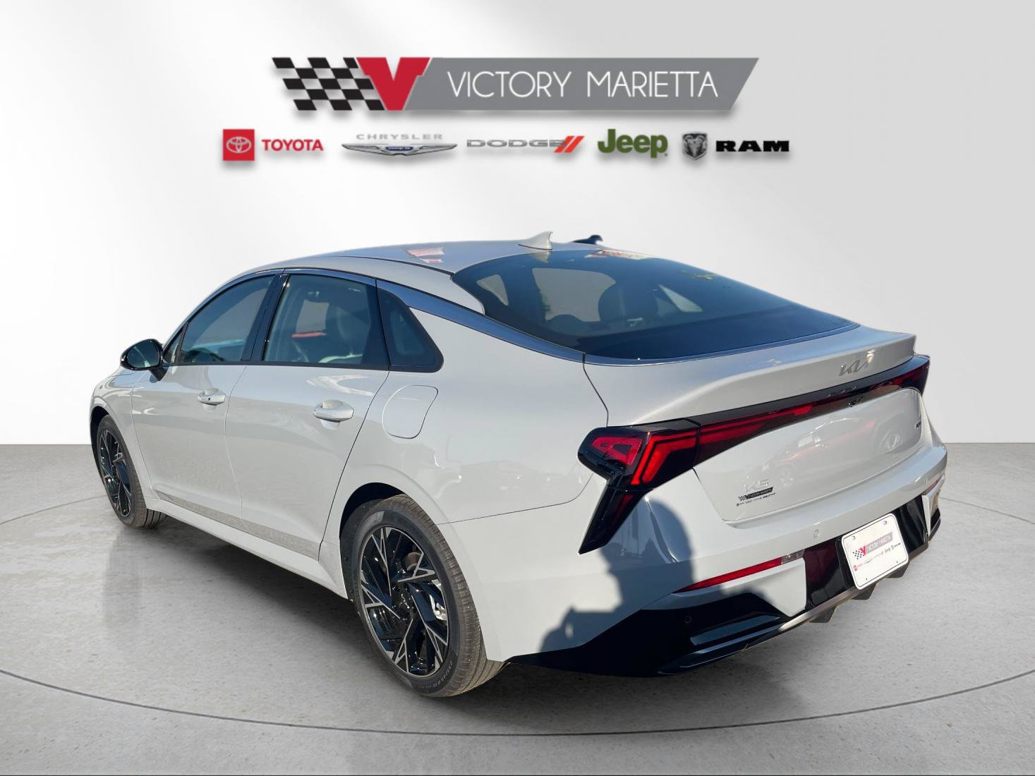 Used 2027 Kia K5 GT-Line FWD image 3