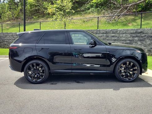 New 2026 Land Rover Range Rover Sport SE AWD/4WD image 11