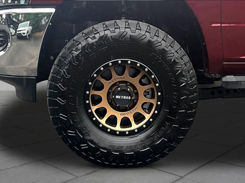 Used 2024 RAM 2500 Tradesman w/ Chrome Appearance Group image 11